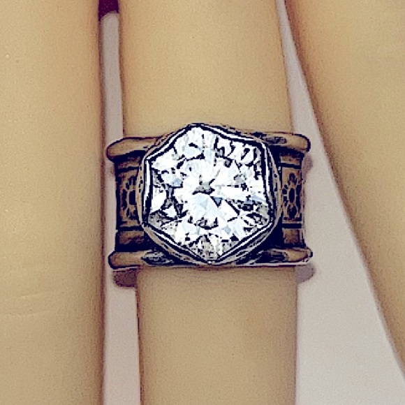 SOLD STERLING SILVER CZ SILPADA ‘QUEEN FOR A DAY’ RING .925 WIDE BAND SIZE 6 - Picture 4 of 8